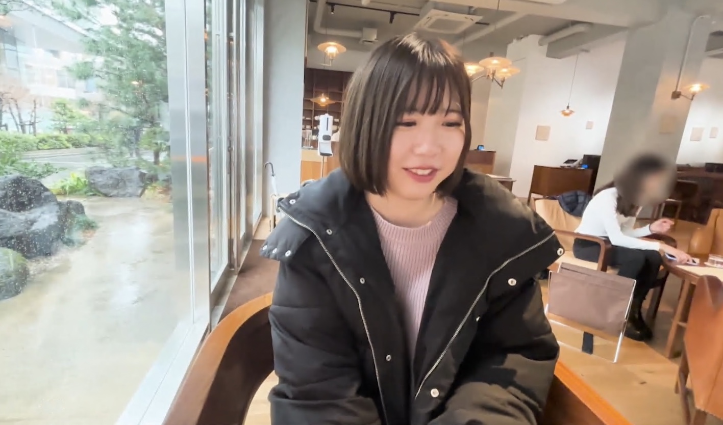 FC2-PPV-4419446-1 携帯ショップで懸命に働く新卒の〇〇ちゃん！素朴で庶民的な彼女を誑かし2度も大量種付け
